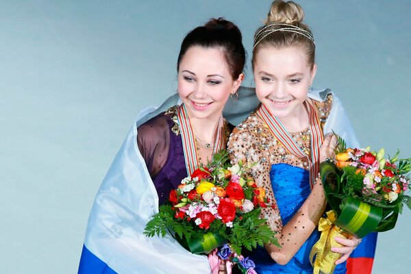 Elizaveta Tuktamysheva and Elena Radionova at the 2015 World Championships