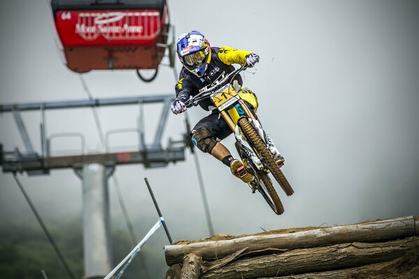 Jump into the sky of a cyclist at a race