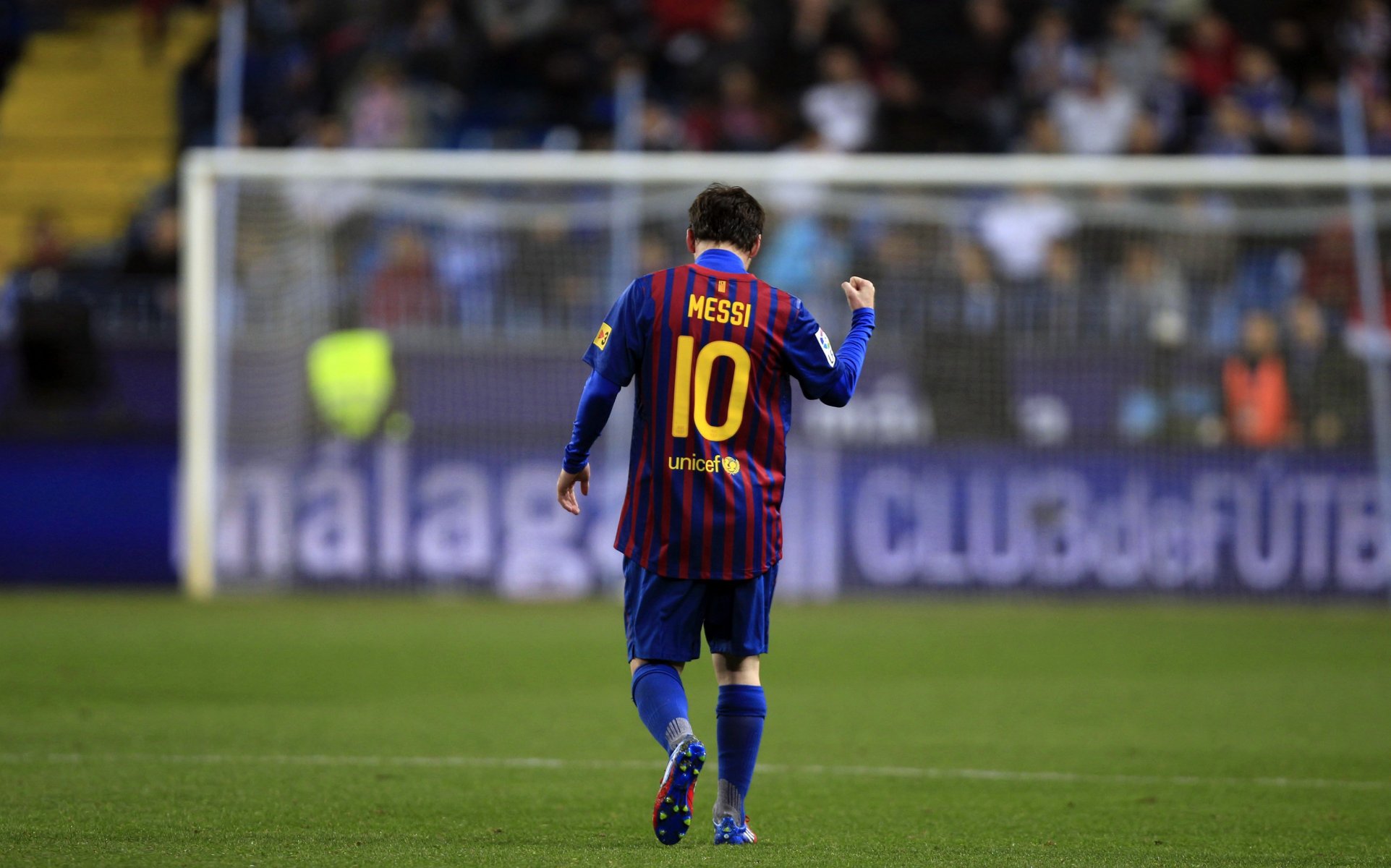 lionel messi leo messi barcelona fc barcelona barca argentinian club nike sports football