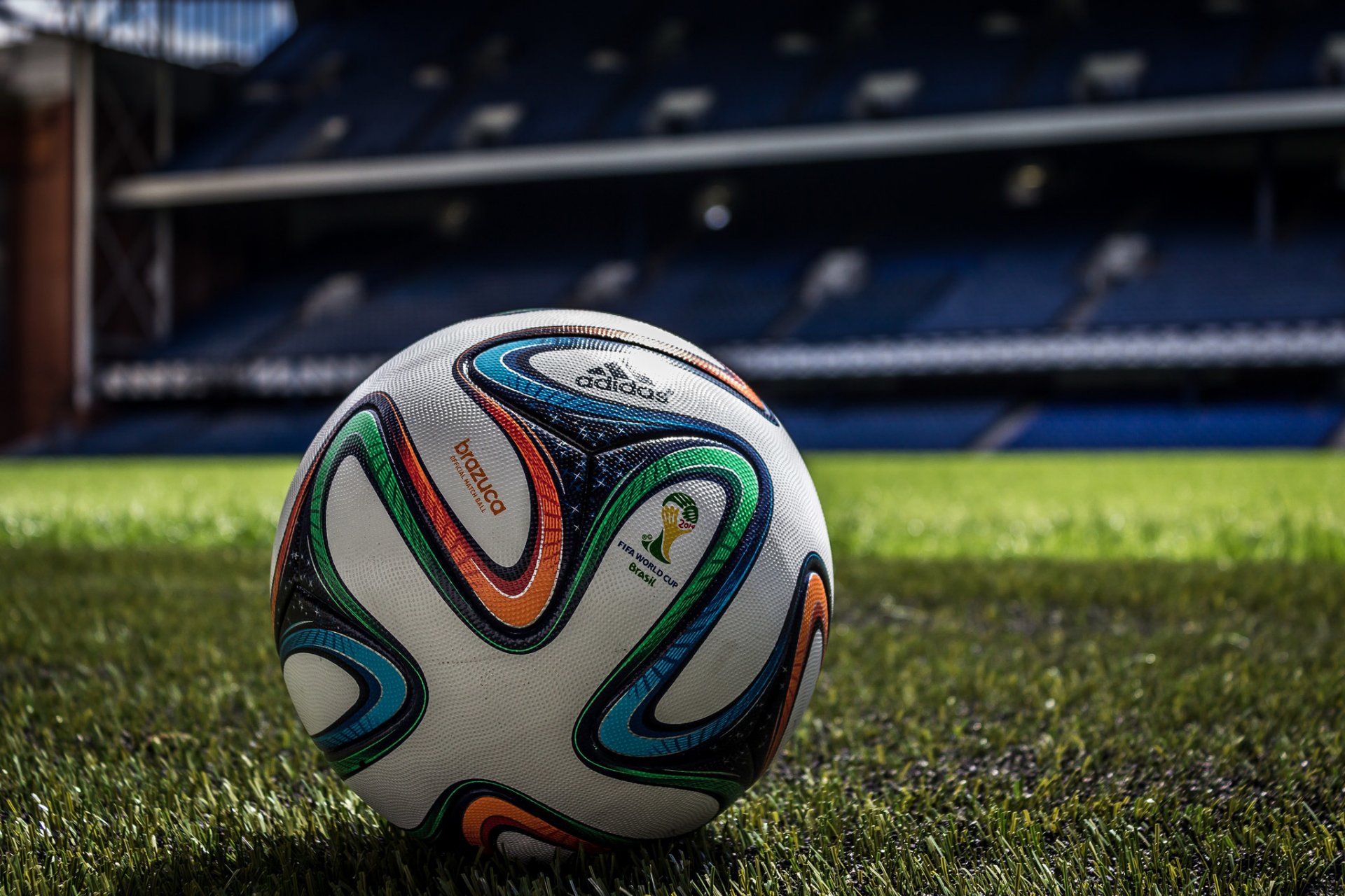 brazuca coppa del mondo fifa adidas partita palle stadio