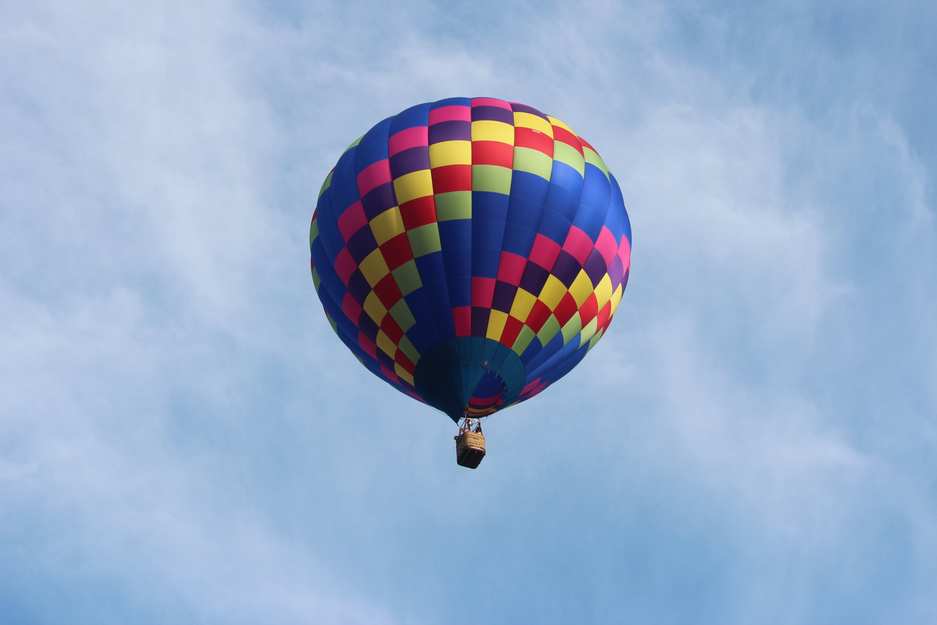 ballon korb himmel wolken