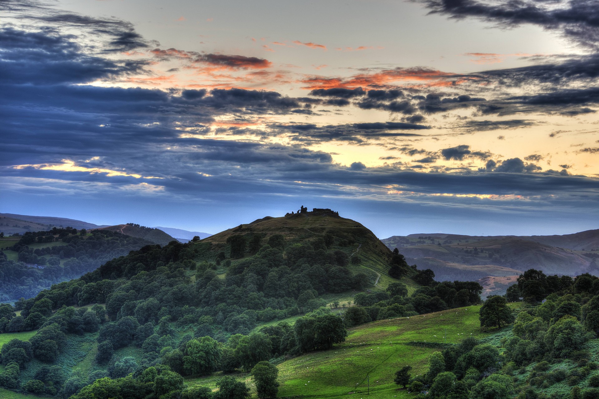 landschaft sonnenuntergang hügel bäume großbritannien snowdonia