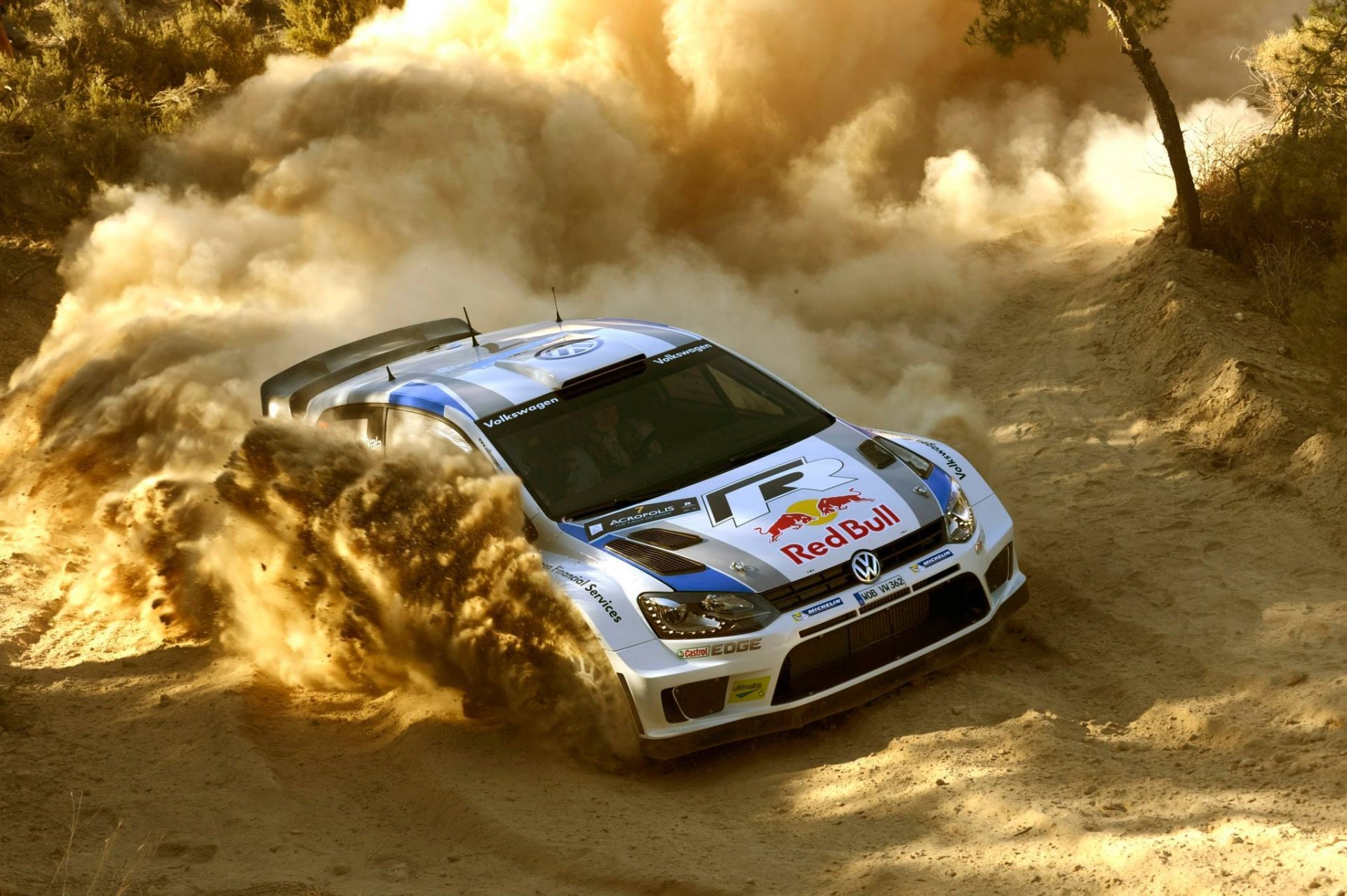 volkswagen polo wrc rallye jm latvala acropole 2013