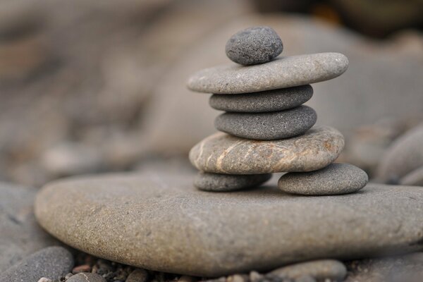 Figure of a man made of flat stones