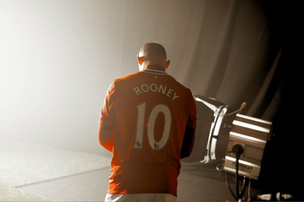 Rooney in a red football uniform