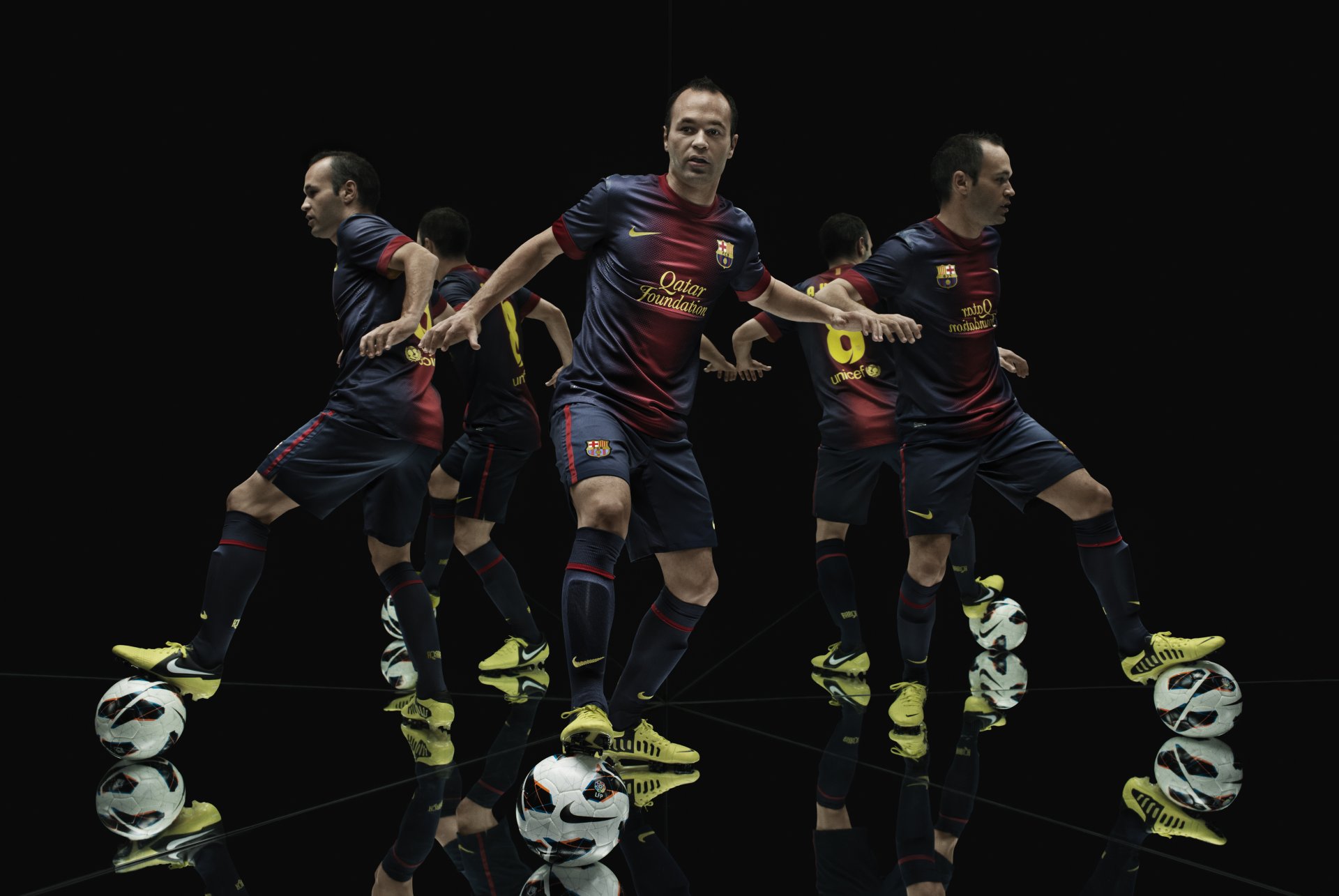 andrés iniesta barça barcelona fc barcelona nike nike deportes fútbol botas