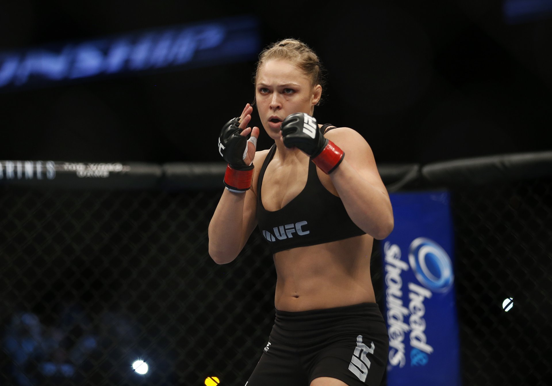 rousey ronda jean rousey luchador de mma rowdy asesino del dolor campeón de ufc