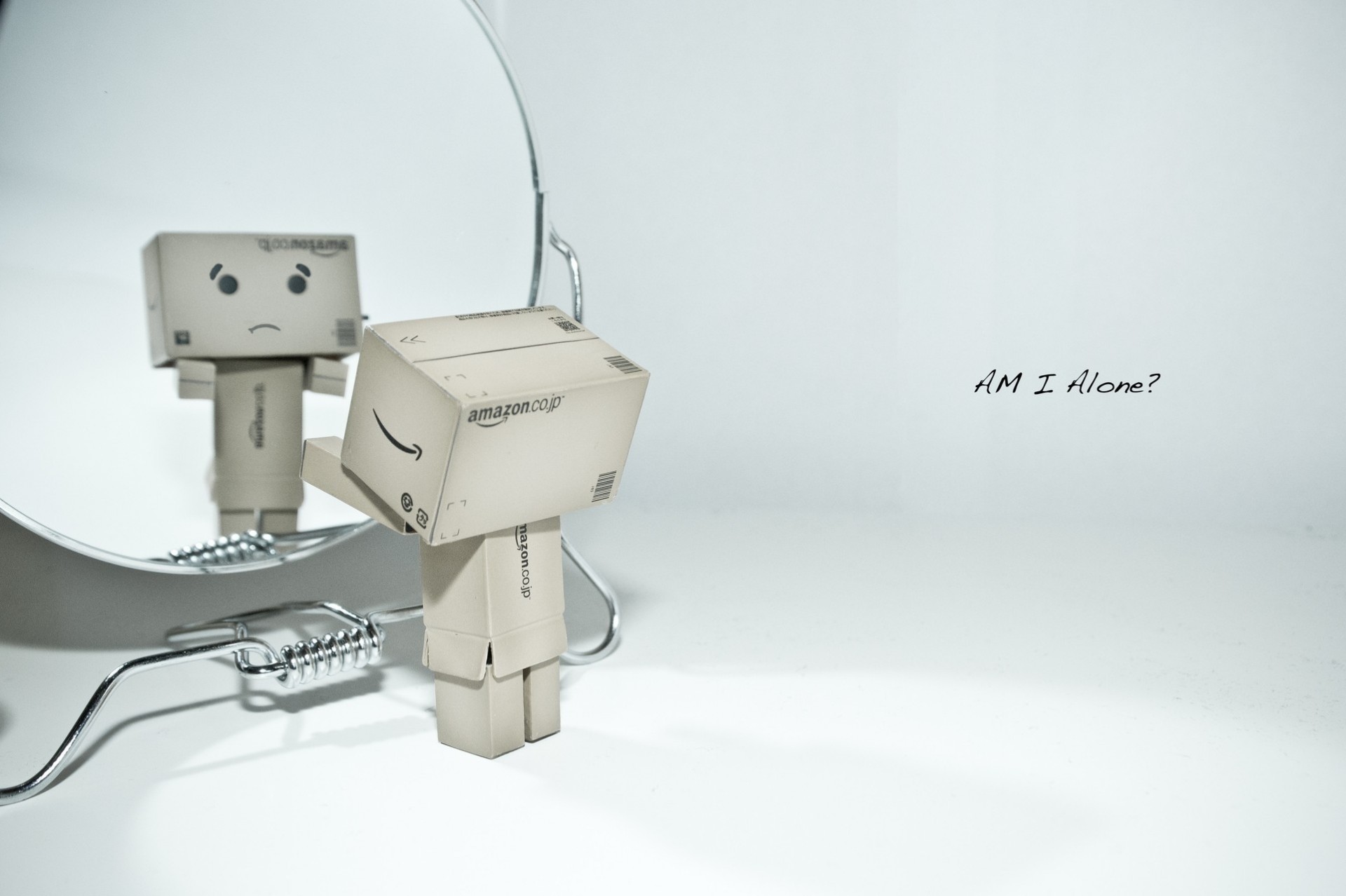 игрушки одна одинокий зеркала danbo