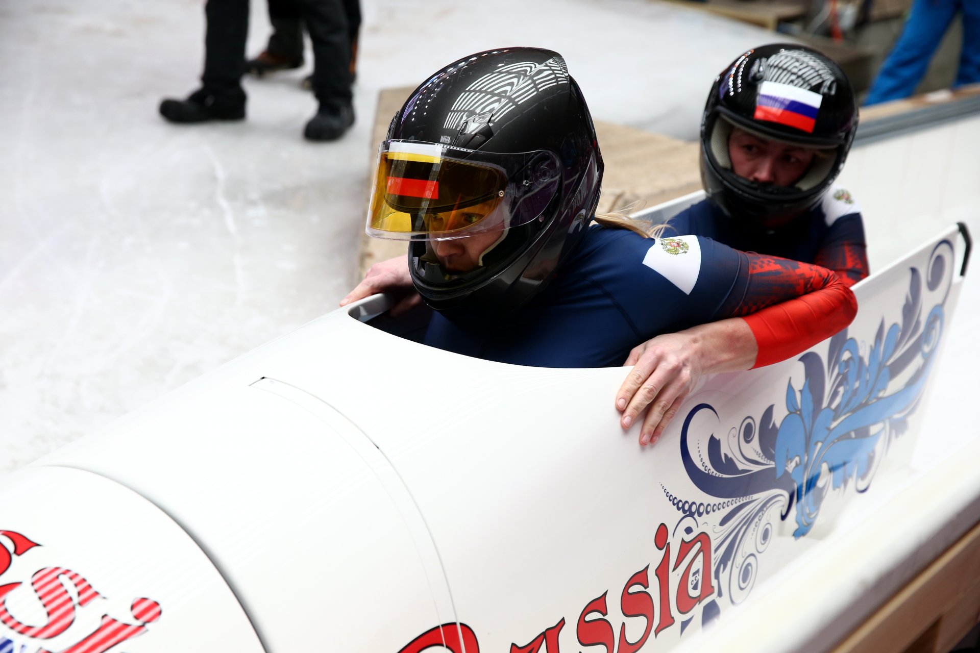 bobsleigh olga stulneva lyudmila udobkina sochi 2014 sochi 2014 winter olympic games xxii winter olympic games sochi 2014 russia helmet bob