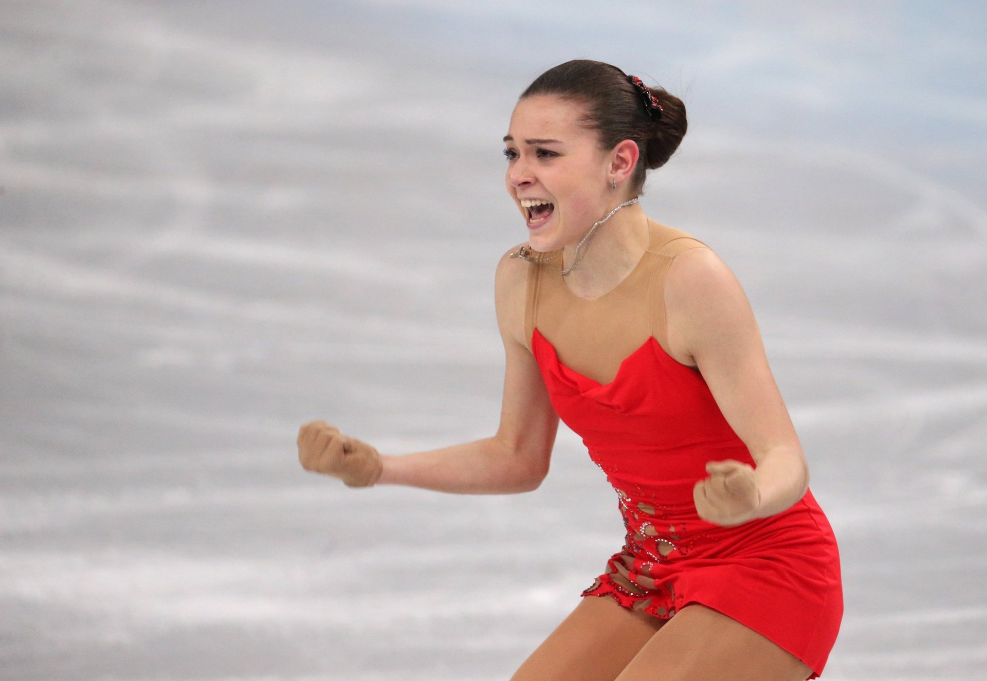 adelina sotnikova campeona olímpica victoria patinaje artístico patinadora sochi 2014 xxii juegos olímpicos de invierno rusia sochi 2014