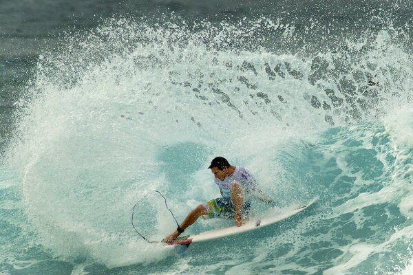 Joel parkinson and Hawaii