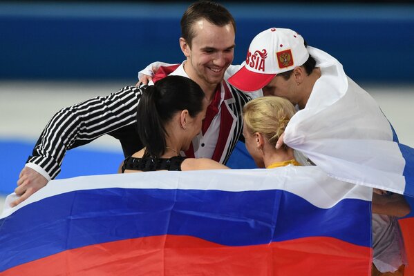 Champions olympiques russes avec drapeau National