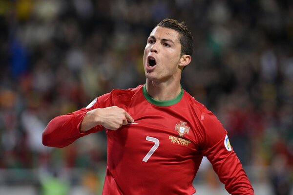 Footballer cristiano Ronaldo shouts