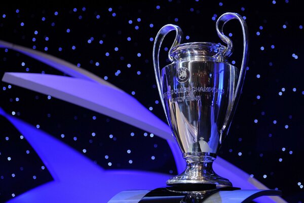 Champions League Cup schöne Tapete