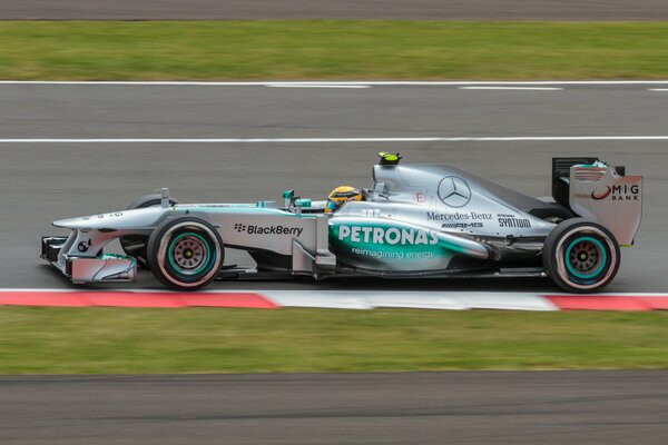 Lewis Hamilton on the track during grnki Forrmula 1