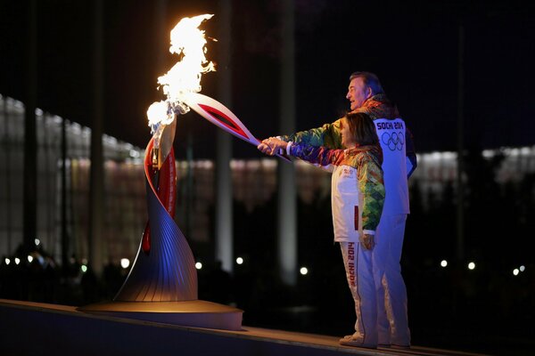 Sochi 2014 Olympics shining fire