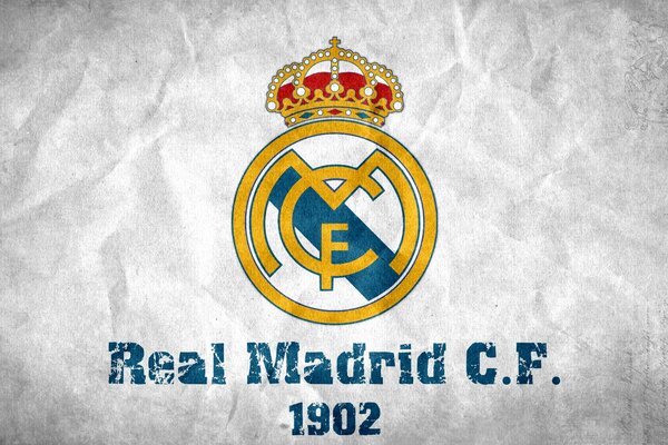 El emblema del equipo de fútbol de Madrid transmite el espíritu de la victoria