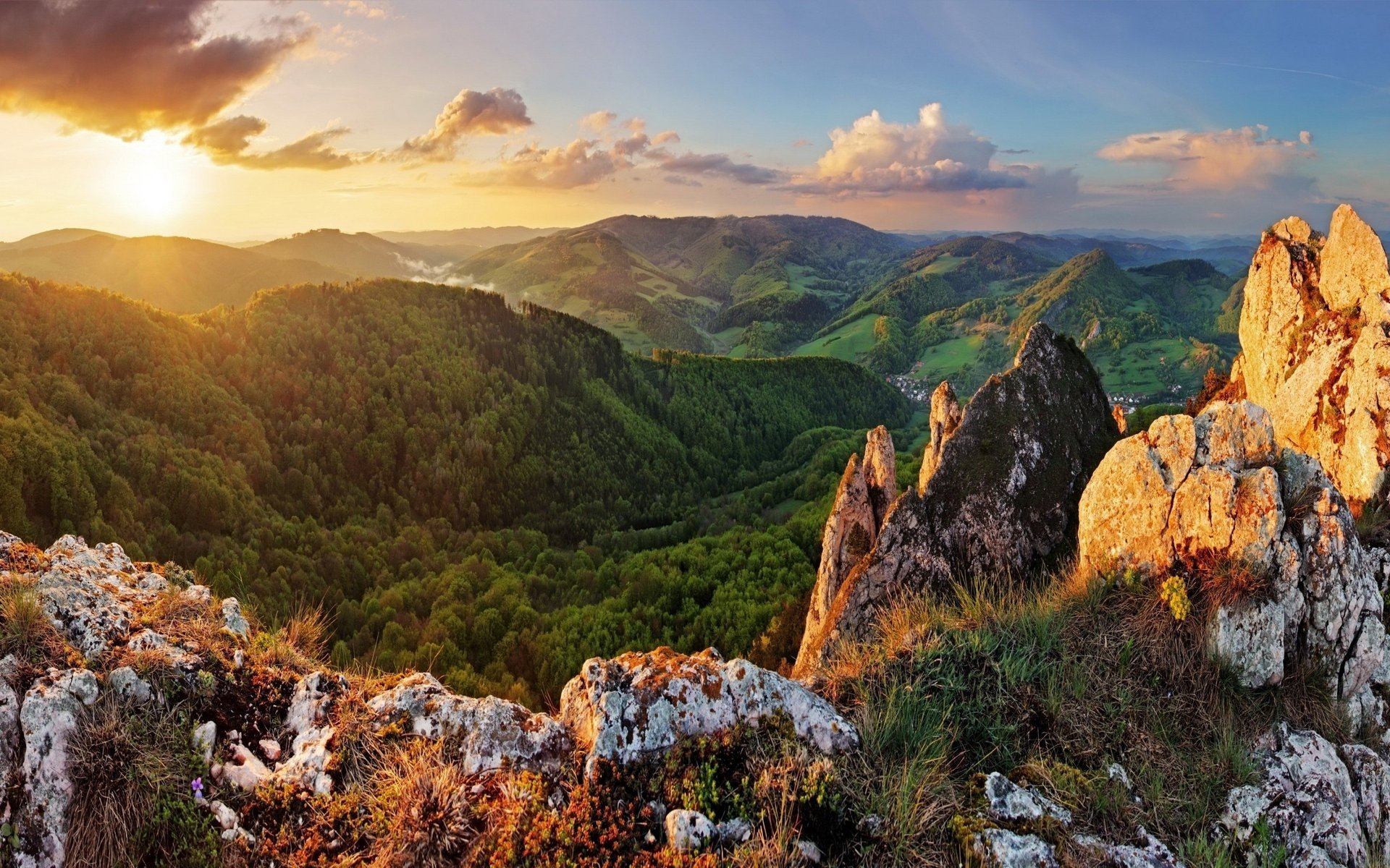 foresta montagna tramonto cielo