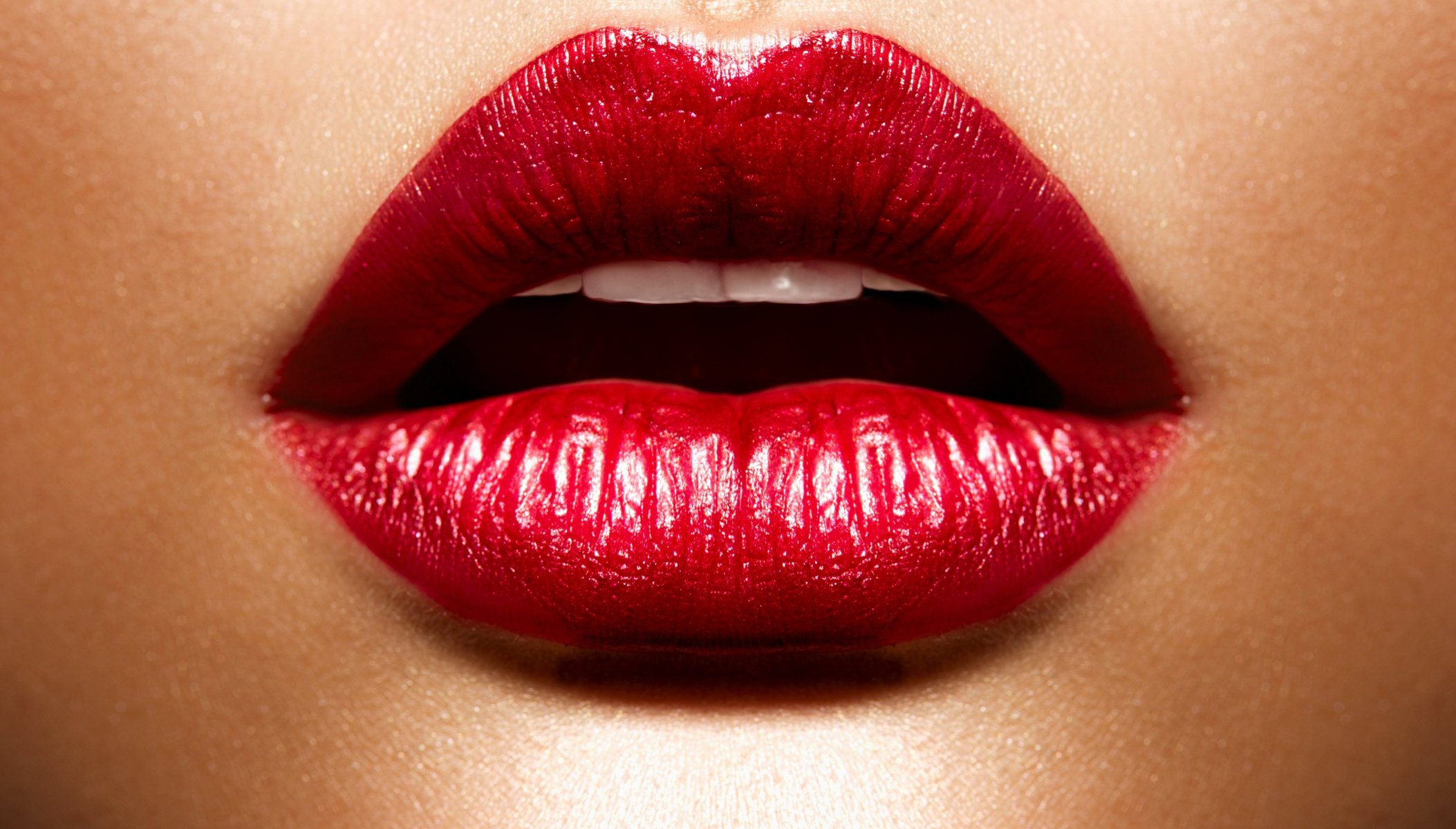 mädchen gesicht lippenstift rote lippen rote lippen make-up