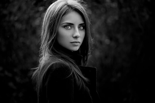 Black and white photo portrait of a young girl