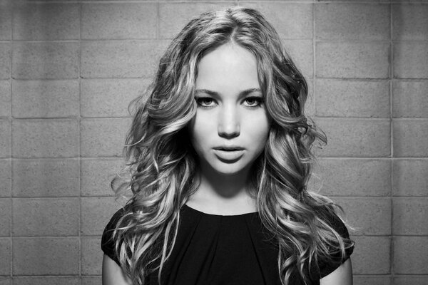 The enchanting look of jennifer Lawrence