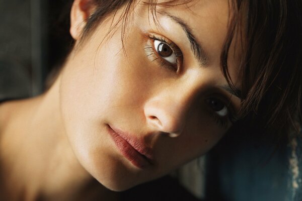 La actriz shannine Sossamon. retrato