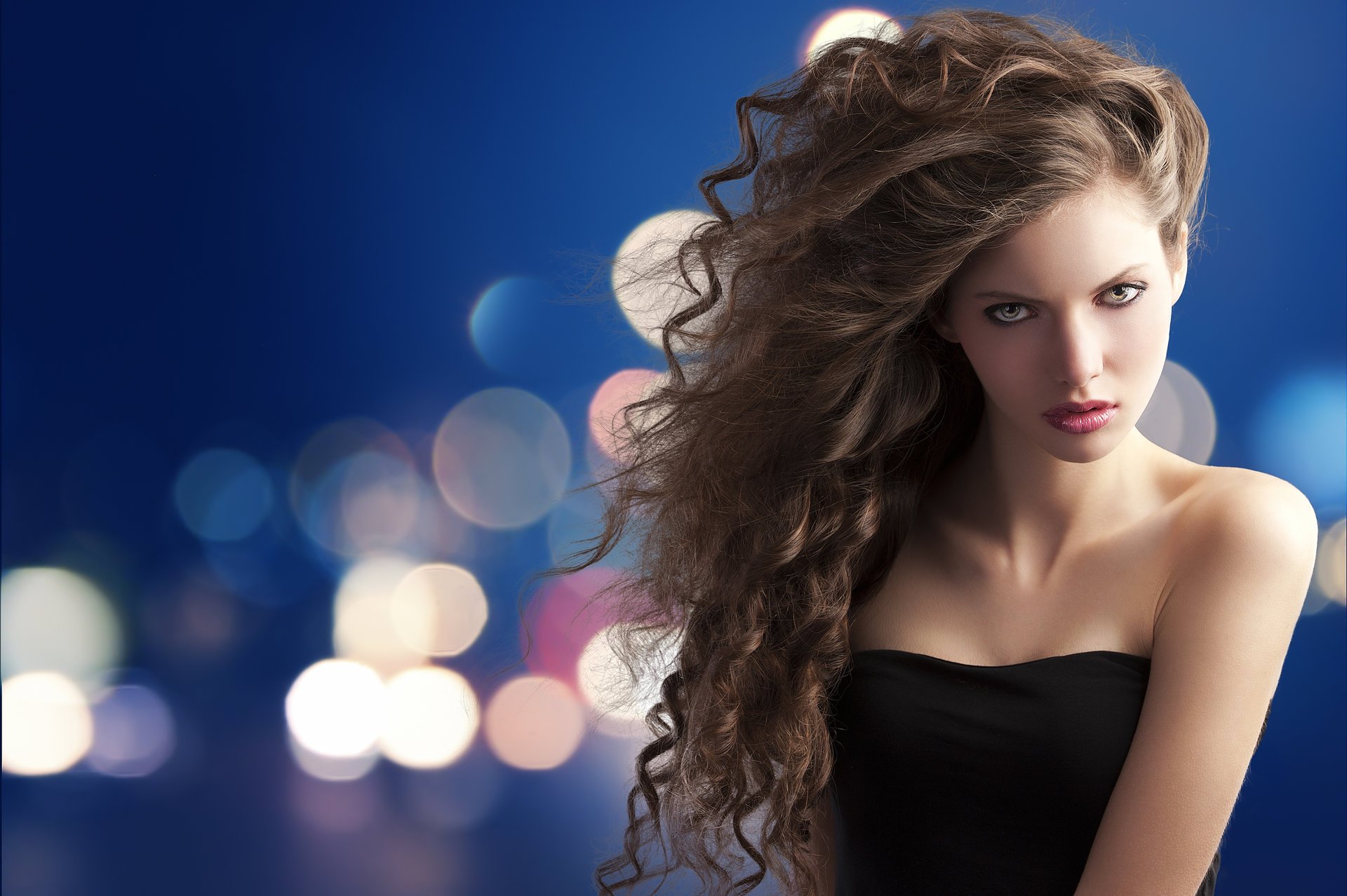 girl green-eyed brown hair view dress curls puffy lips make-up shoulders collarbone bokeh