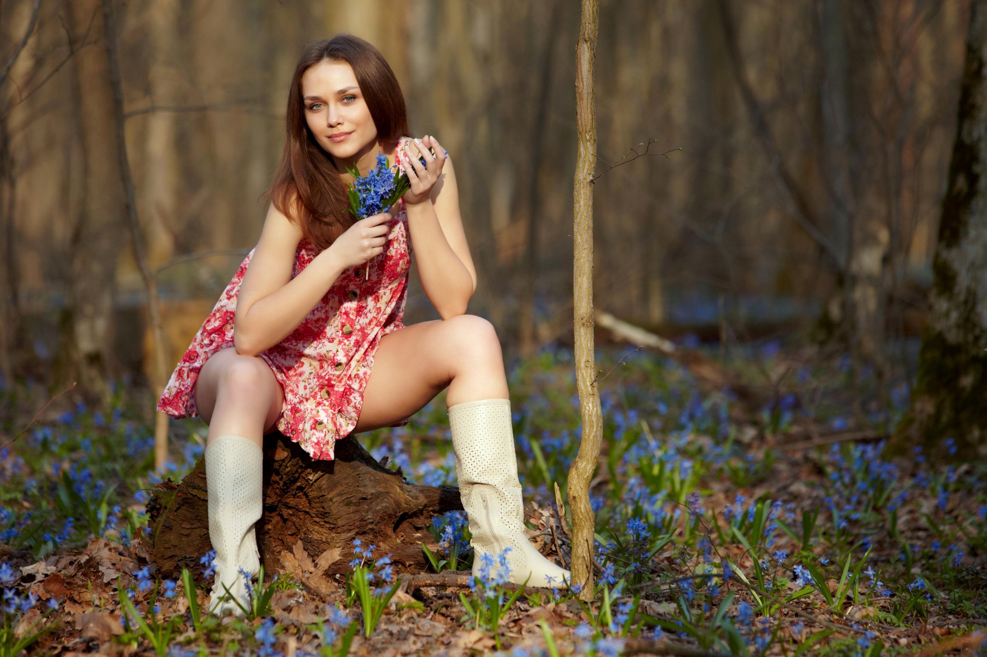 forest beauty zlatka spring obsession floral paradise incredible spectacle releasea beauty sitting stump day attractive face long straight hair eyebrows lips nose naked shoulders light dress bouquet handmade manicure body legs shoes bright face