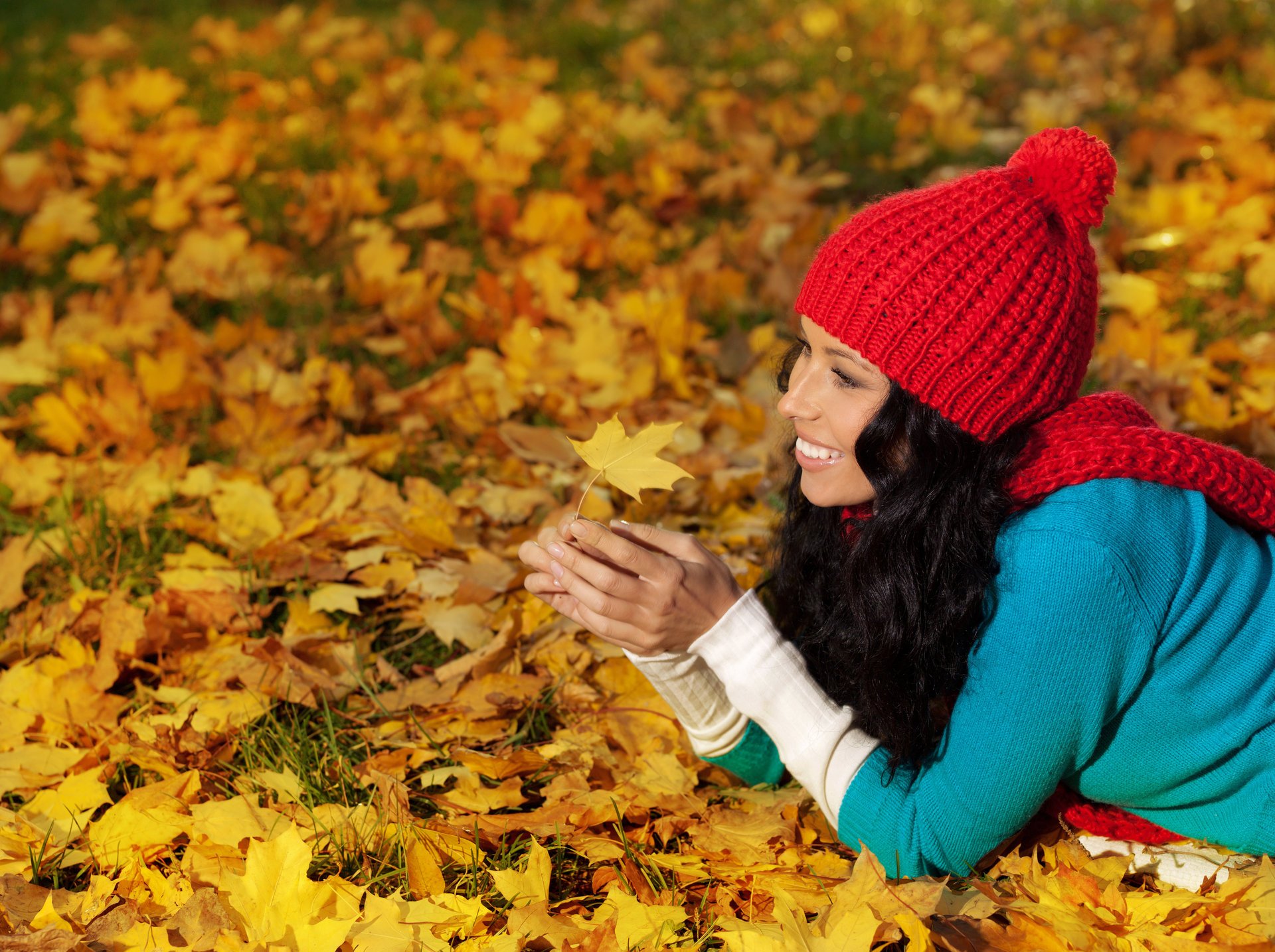 girls autumn leaves woman smile