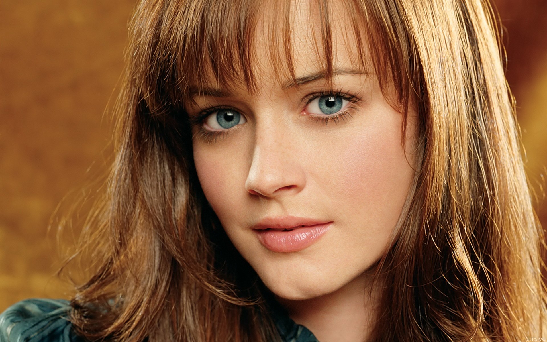 girl celebrity actress alexis bledel brown hair light face light background is endowed with great beauty look