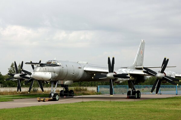 The Tu-95ms aircraft is on display at the Central Air Force Museum