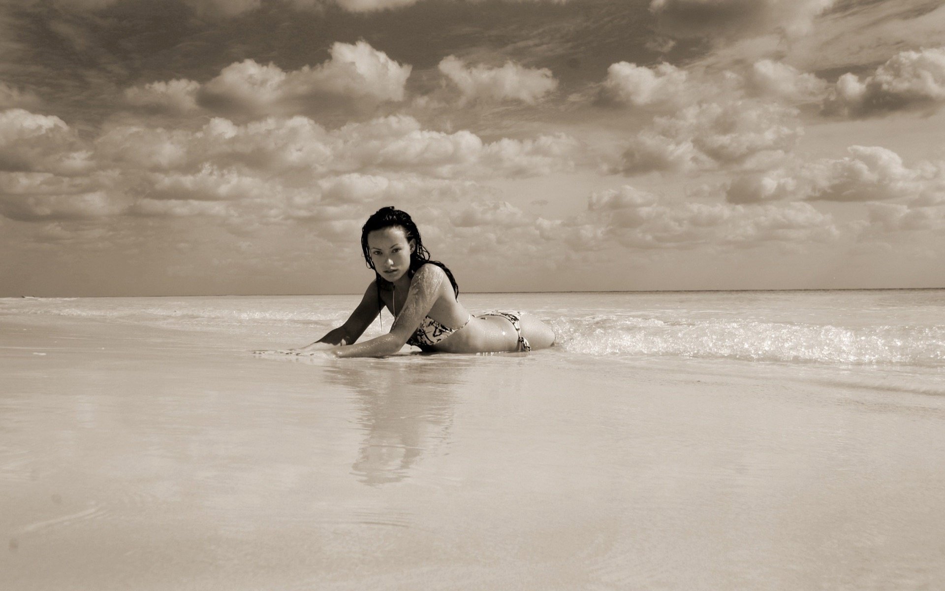 olivia wilde olivia wilde ozean himmel wolken strand sand faulheit