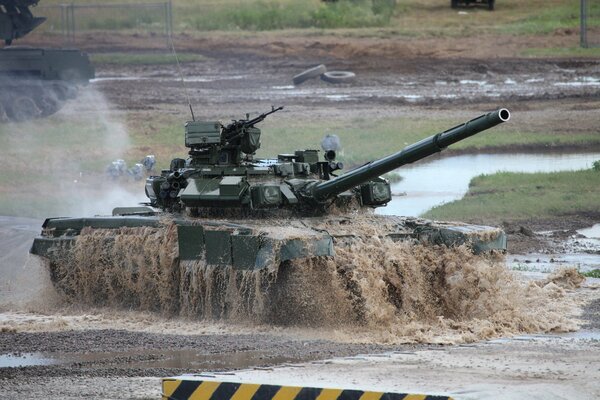 Showing the T90 tank in Russia