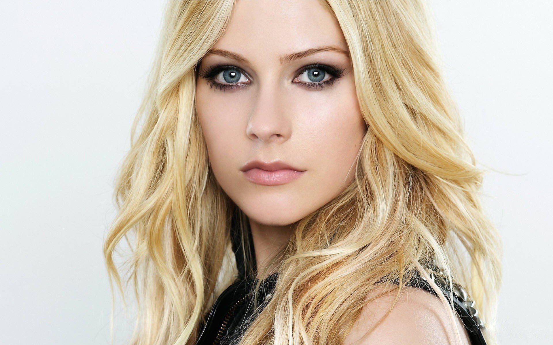 avril lavigne cantante