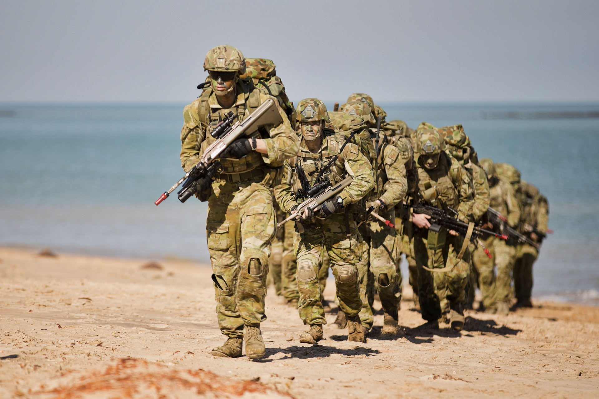 armée australienne soldat armée arme