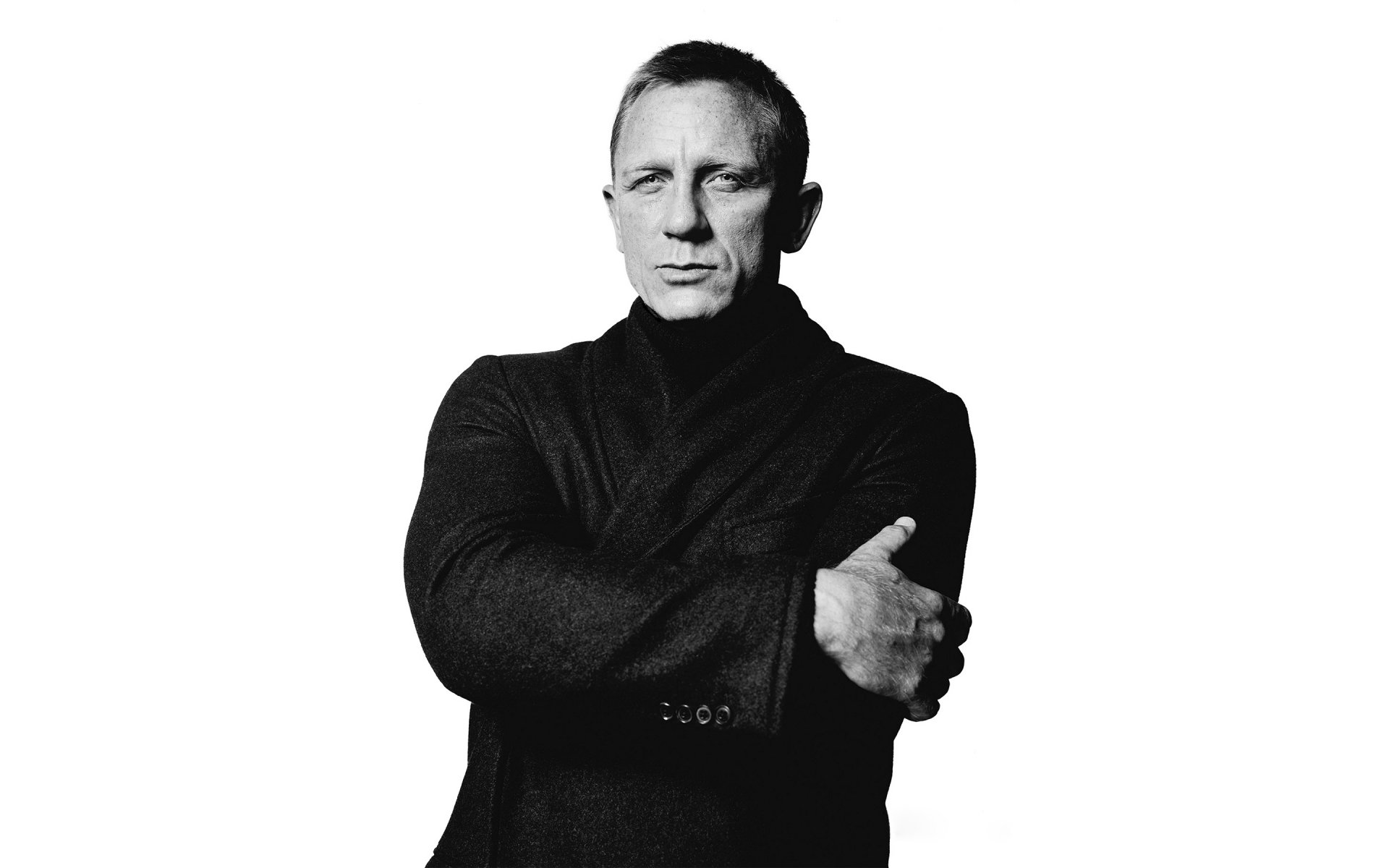 daniel craig daniel craig actor abrigo fondo blanco foto blanco y negro david bailey 2015 revista dujour