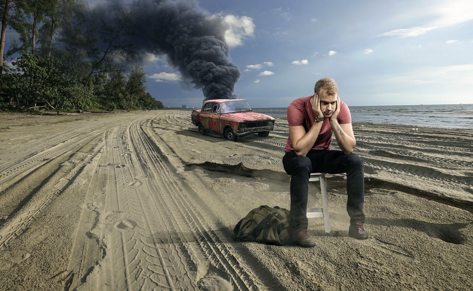 guy plage voiture accident fumée