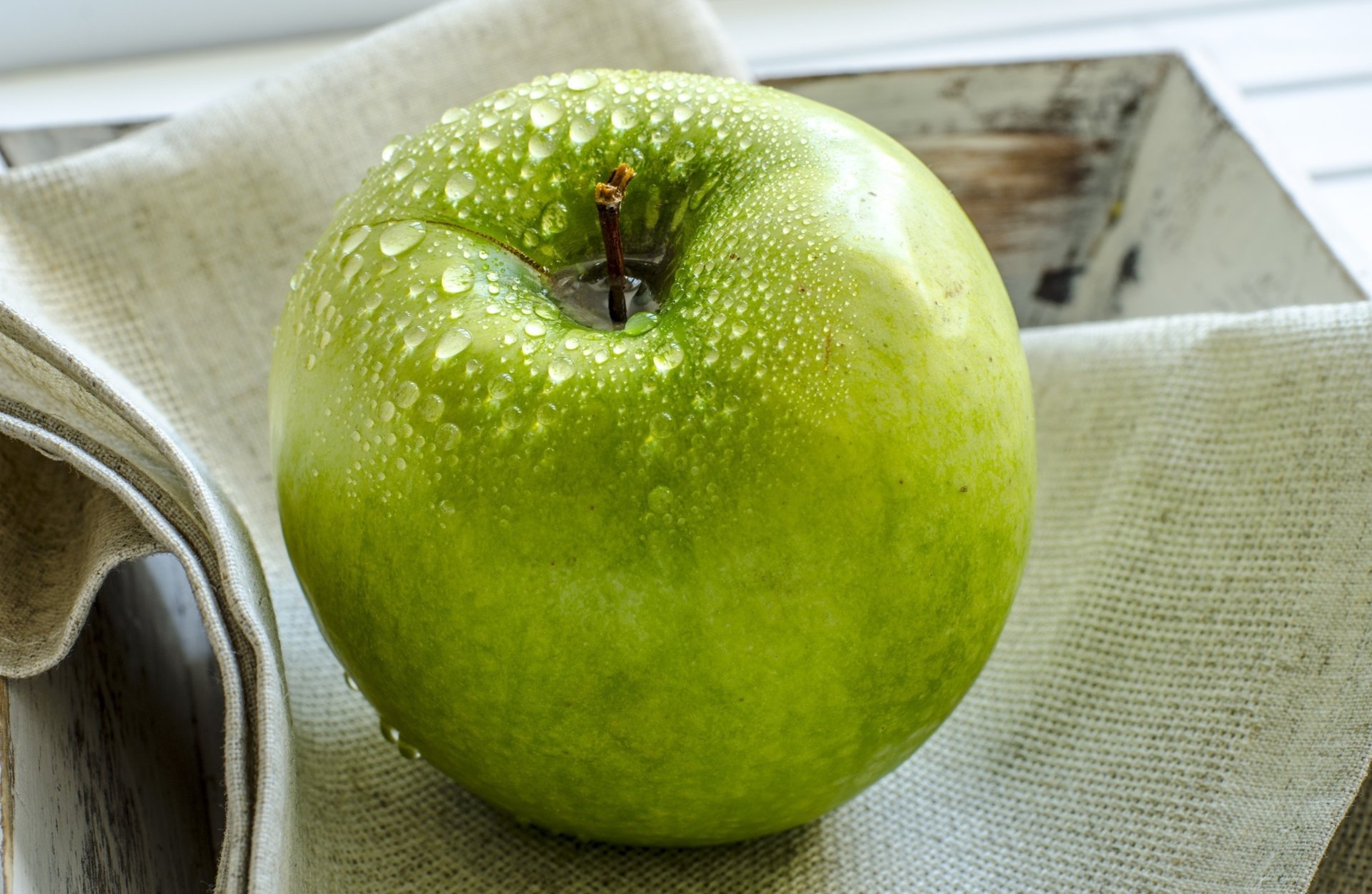 carta da parati sfondo gocce frutta acqua cibo verde mela