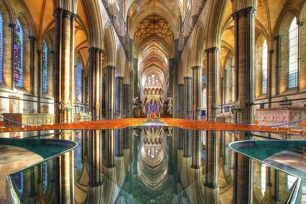 Spacious hallway with mirrored floor