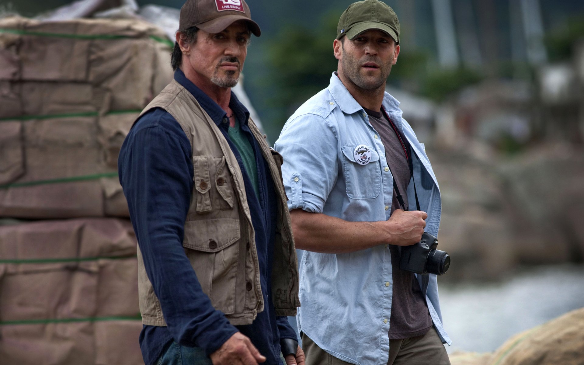 sylvester stallone jason statham jason statham acteurs casquette appareil photo les expendables barney ross lee noël