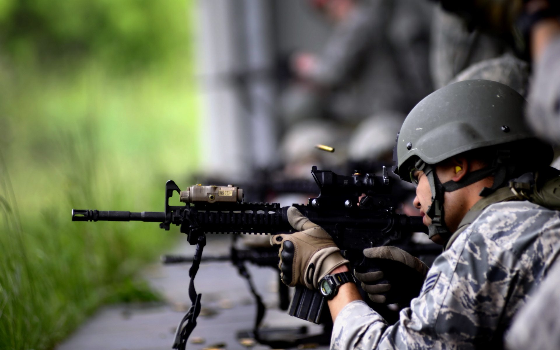 soldats armée armes