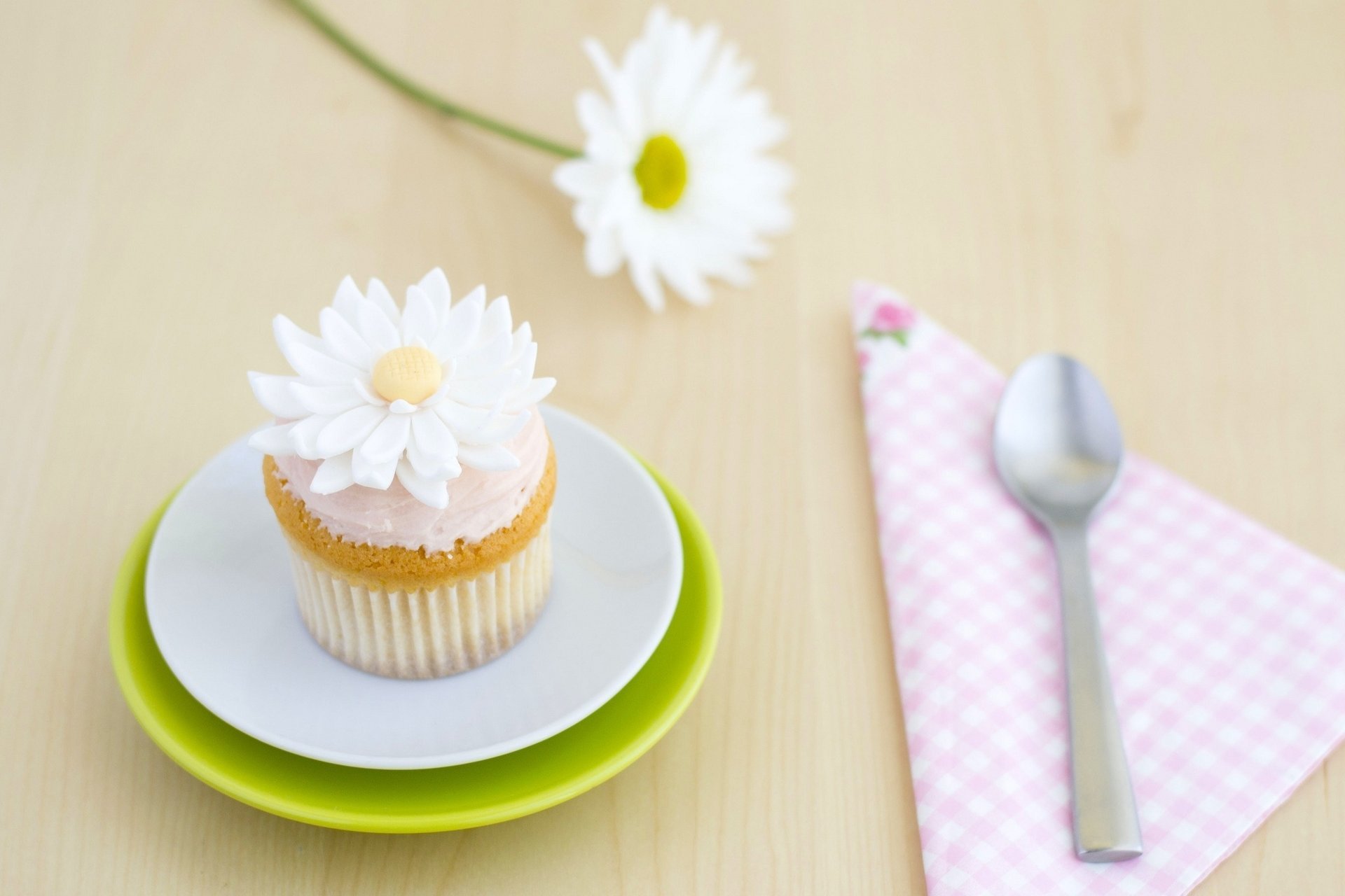 magdalena manzanilla crema postre decoración hornear flor