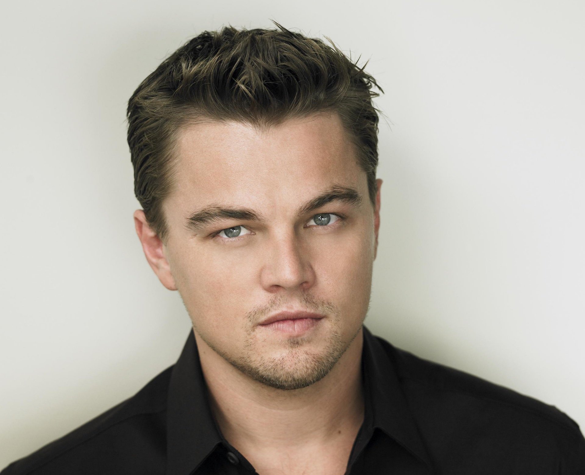 leonardo dicaprio leonardo dicaprio man actor photo hairstyle look wallpaper man multi-monitor