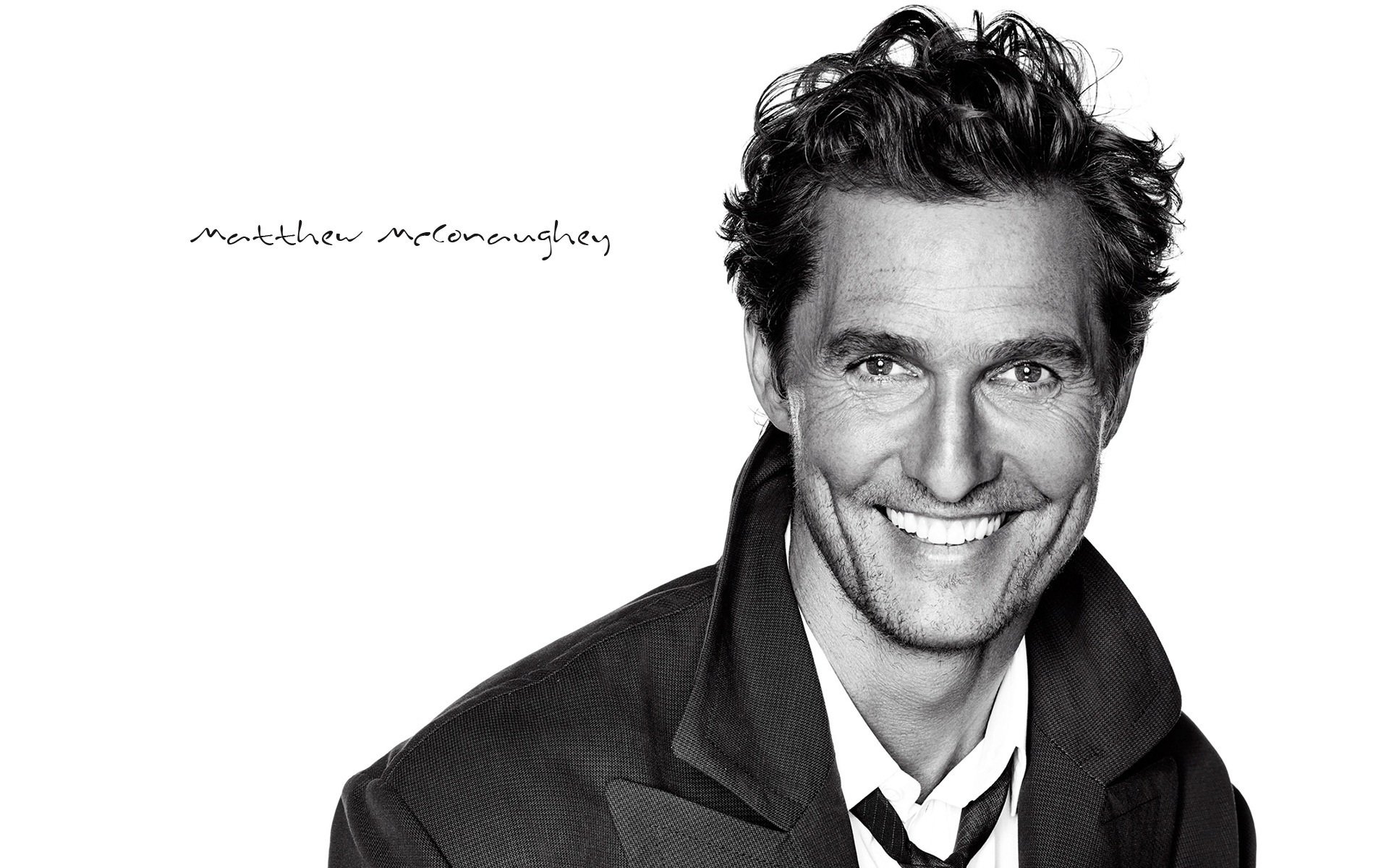 matthew mcconaughey mann hintergrund lächeln