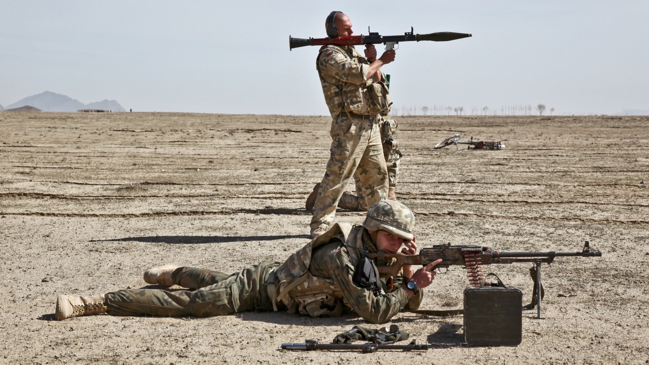 rpg-7 soldados entrenamiento