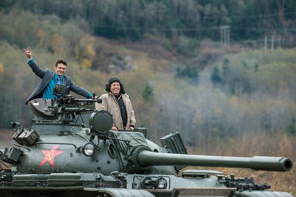 Men on a tank, promo for the movie