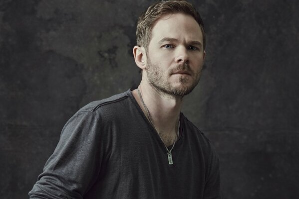 Portrait de l acteur canadien Sean Ashmore