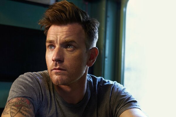 Beautiful photo of actor Ewan McGregor