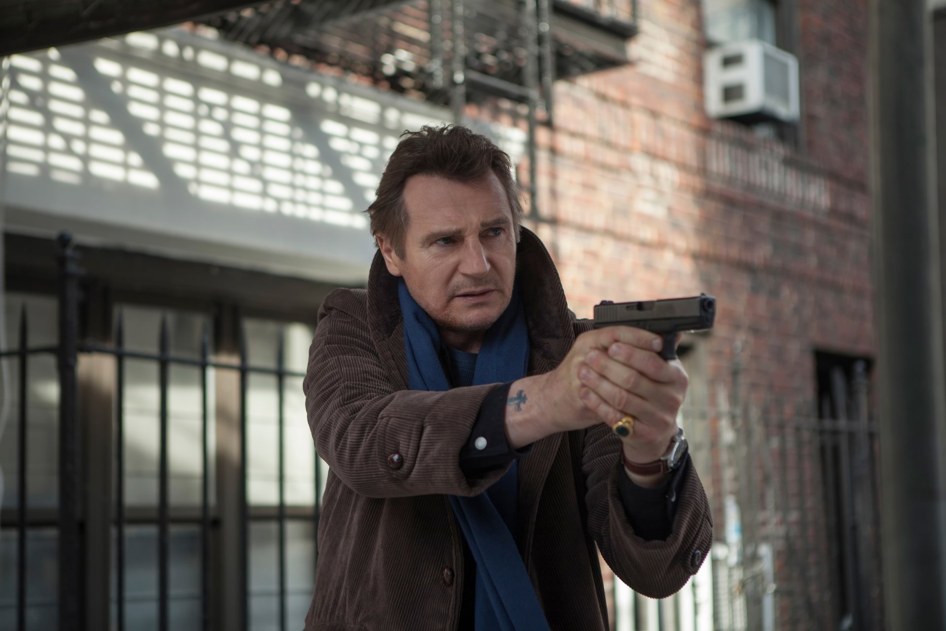 ein spaziergang durch die gräber liam neeson die menschen haben angst vor dem falschen vor dem sie angst haben sollten