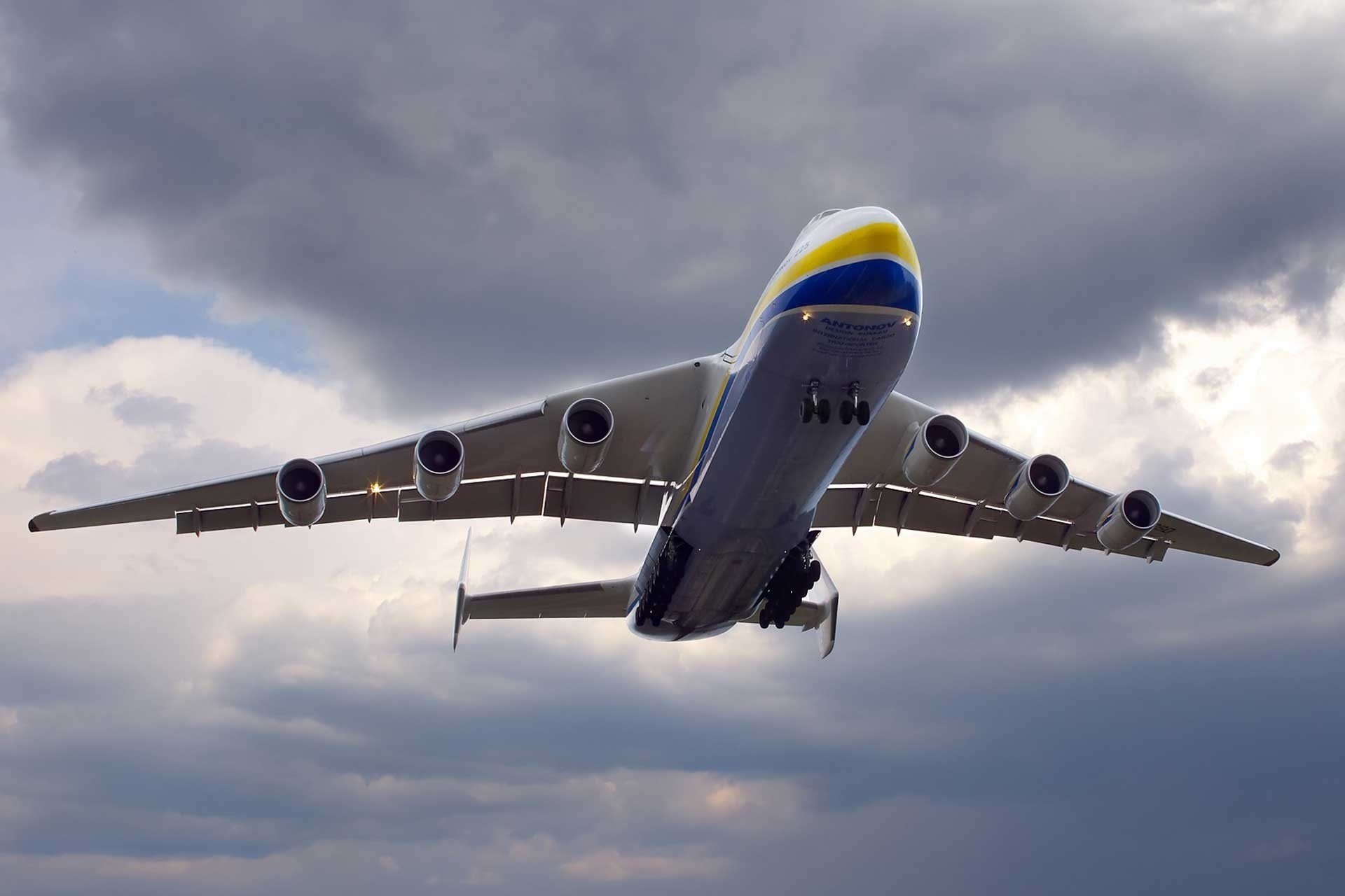 an 225 mriya vuelo